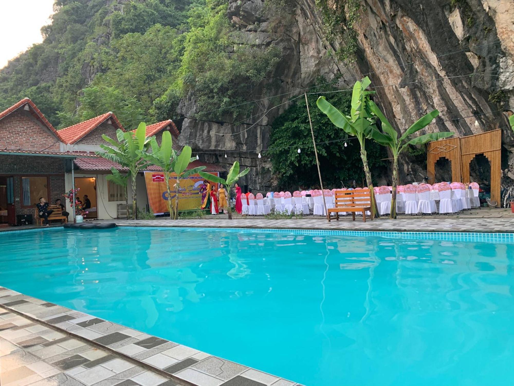 Hotel Trang An Lim Garden Xuan Son Exterior foto